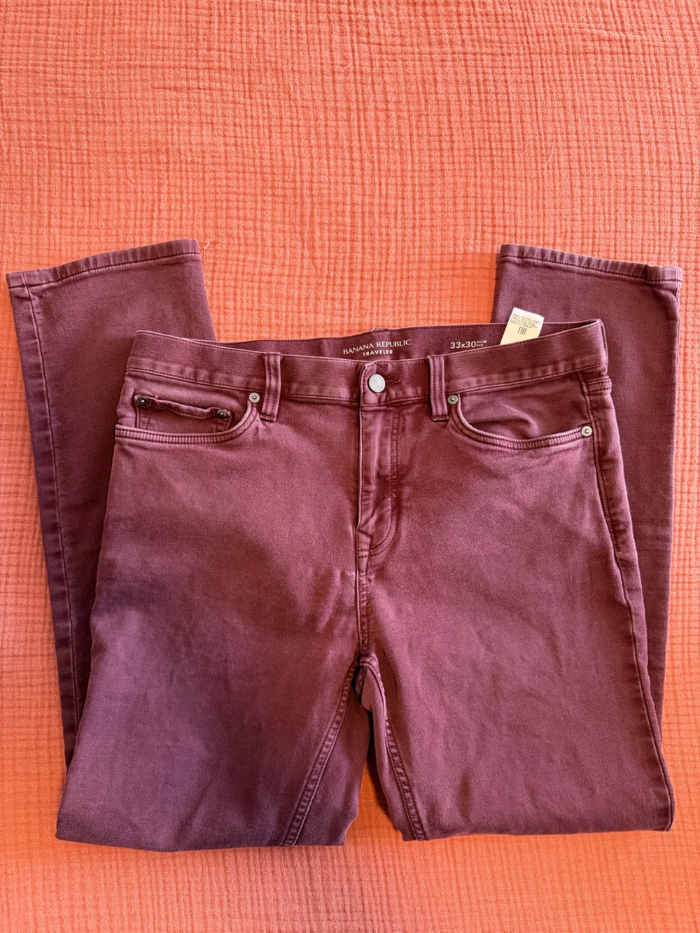 Banana Republic Traveler Jeans Men’s 33x30 Burgundy Maroon Stretch 5-Pocket